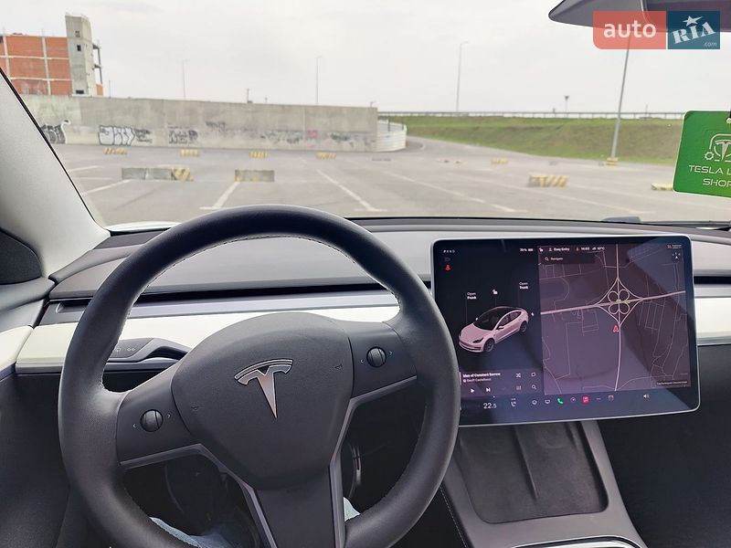 Tesla-24