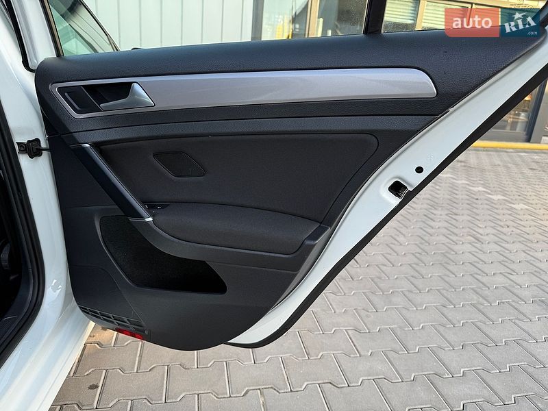 Volkswagen-44