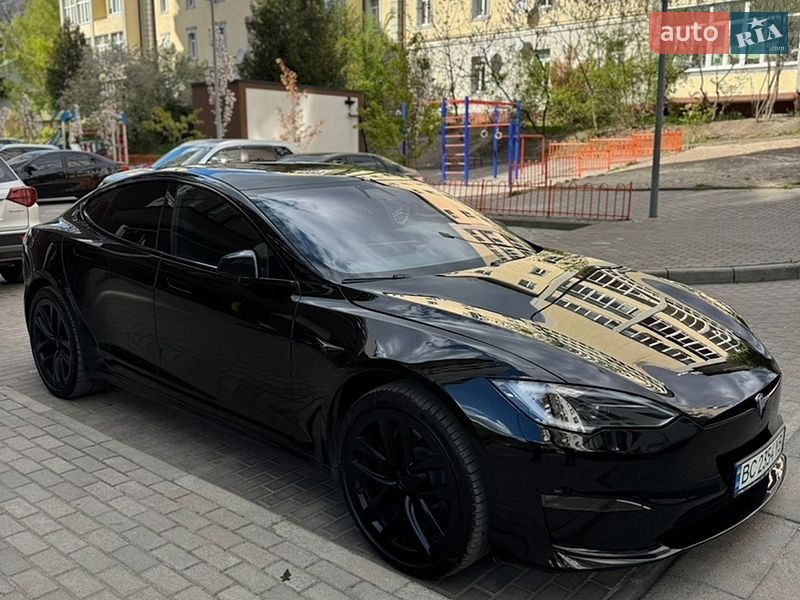 Tesla-5