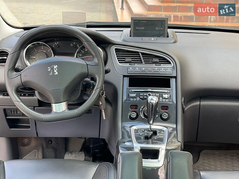Peugeot-100