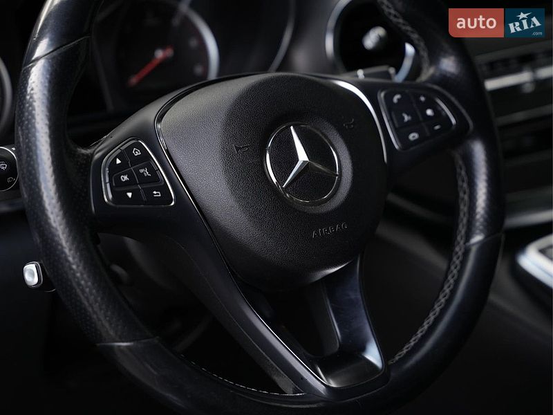 Mercedes-Benz-66
