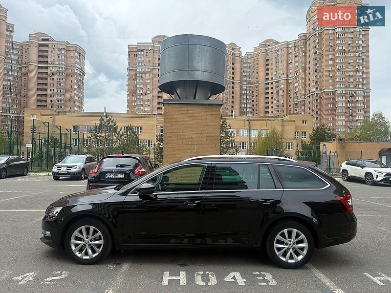 Skoda-80