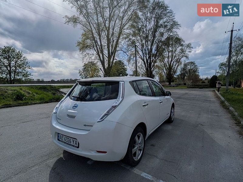 Nissan-10