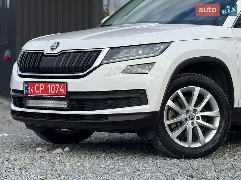 Skoda-32