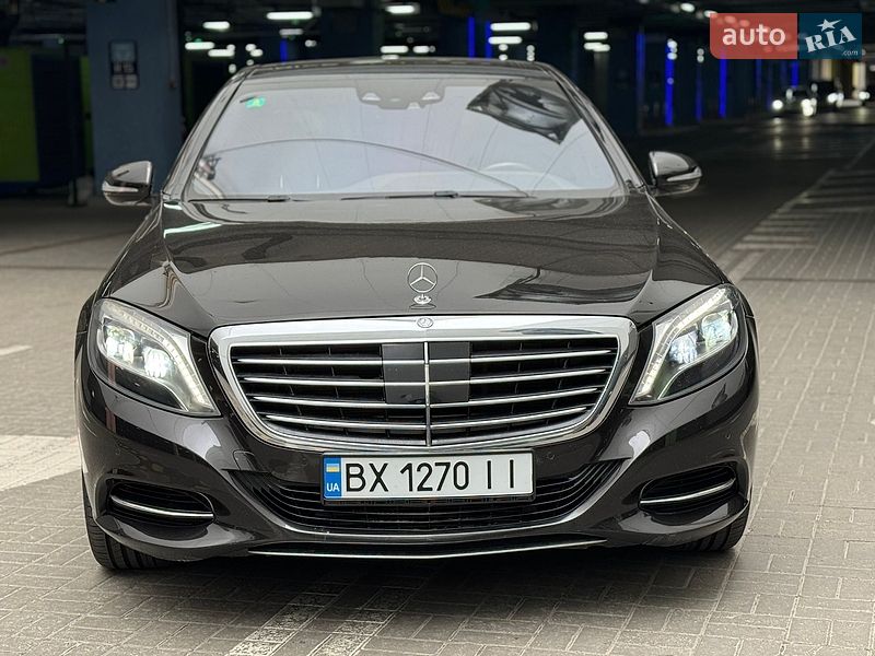 Mercedes-Benz-8