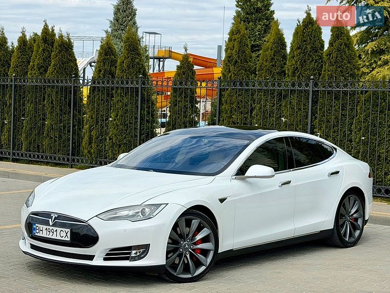Tesla-33