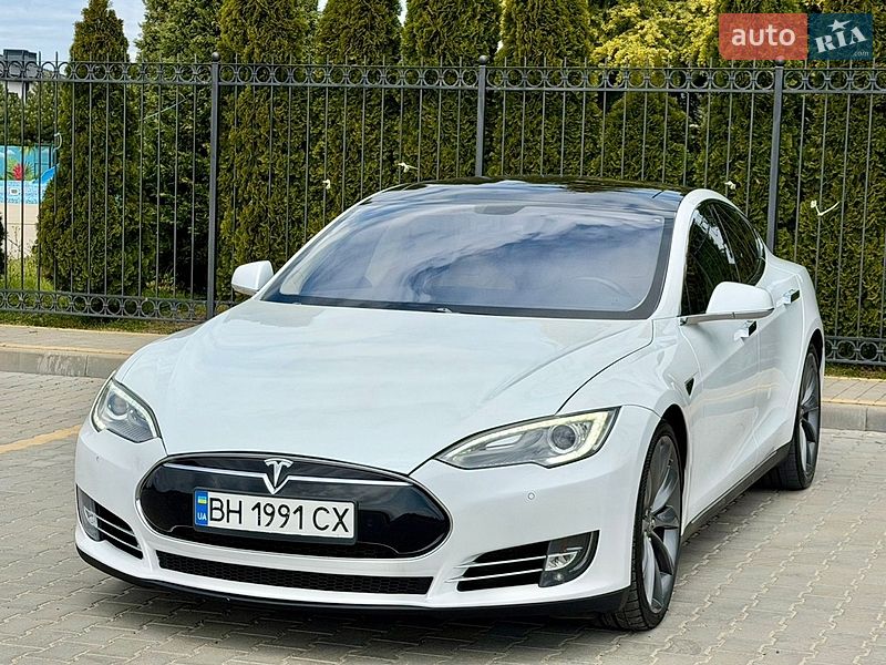 Tesla-49
