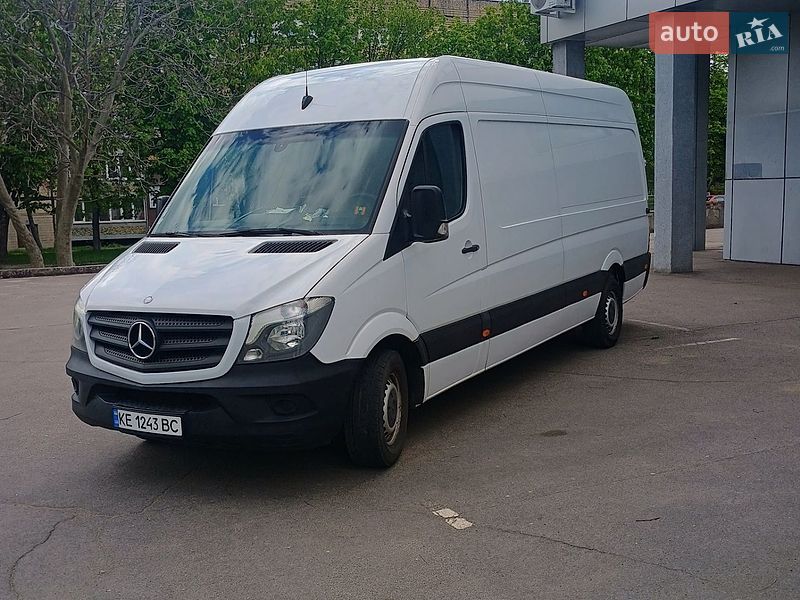 Mercedes-Benz-2