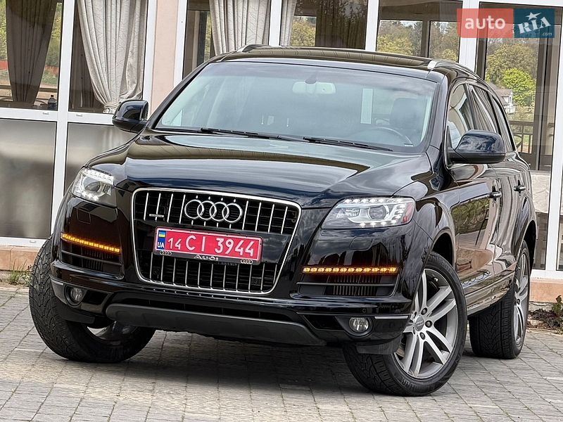 Audi-77