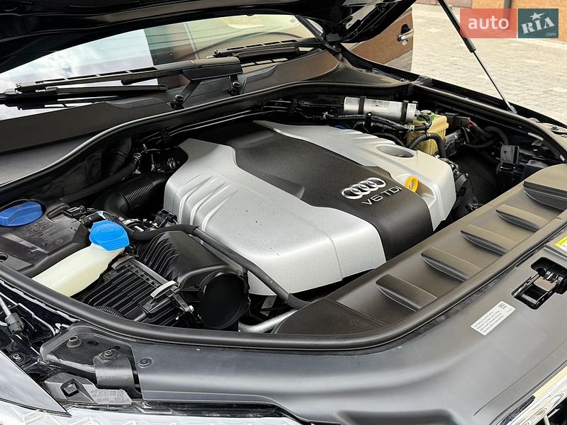 Audi-72