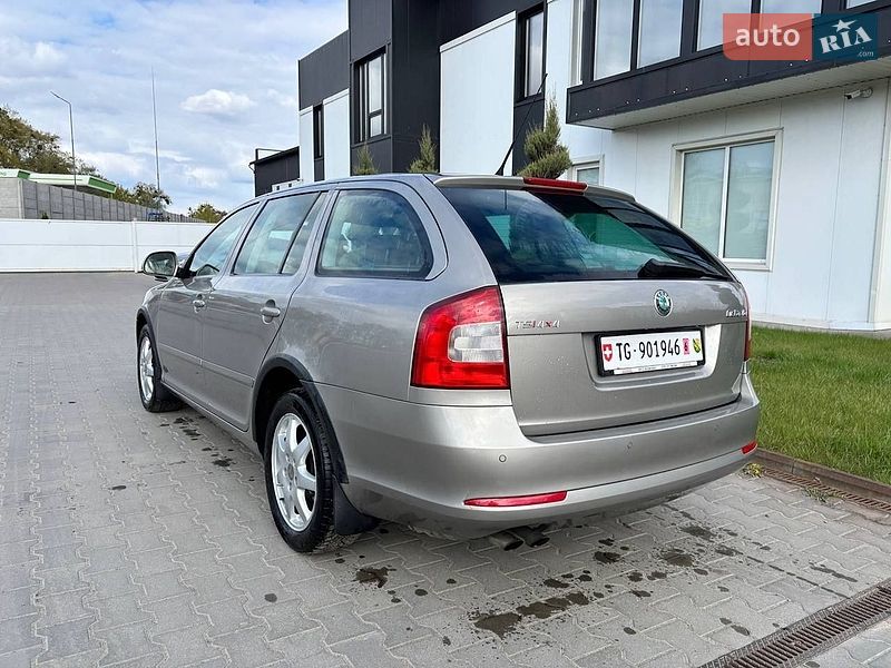 Skoda-16