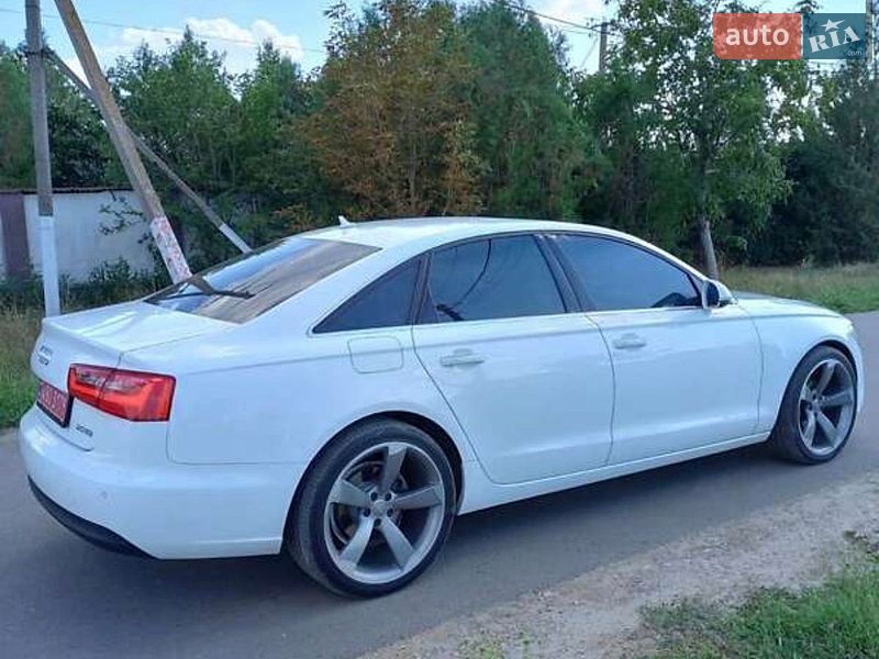 Audi-9