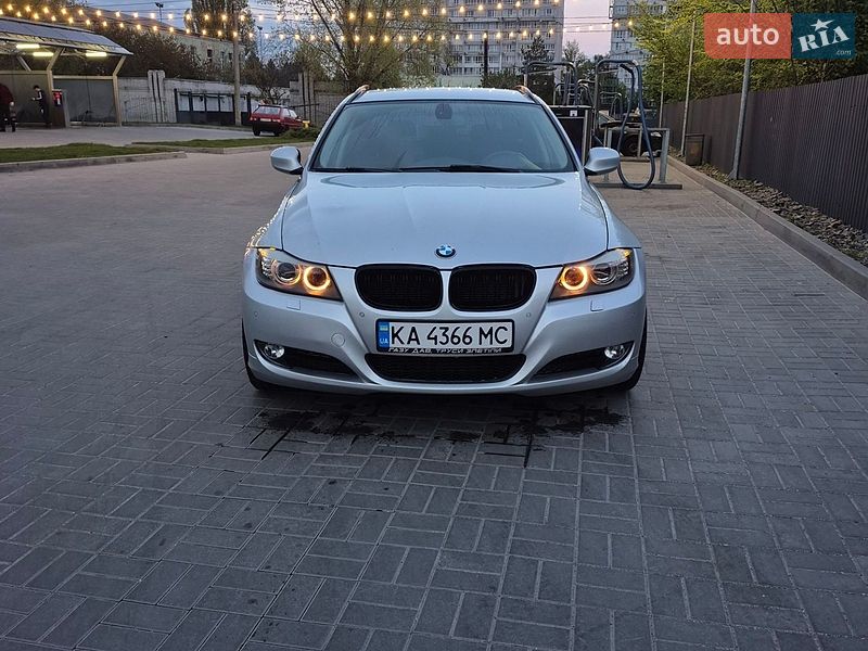 BMW-8