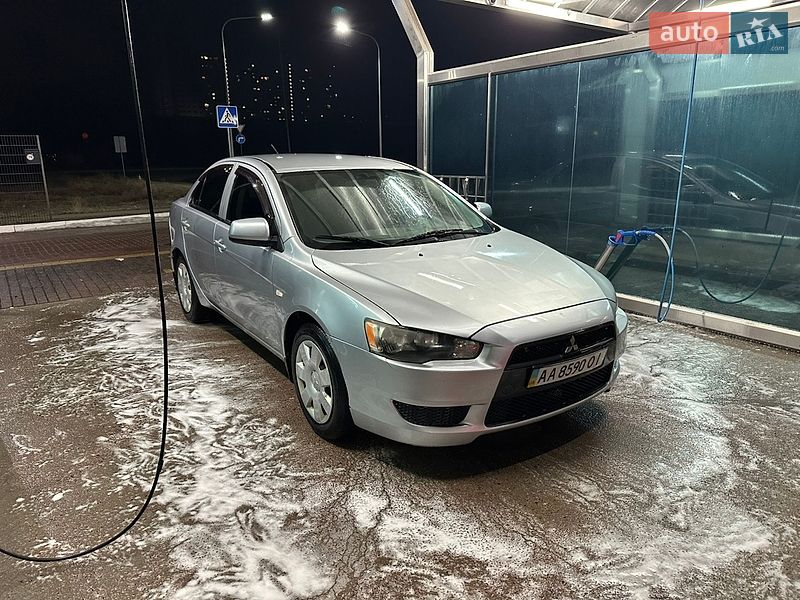 Mitsubishi-1