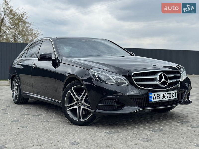 Mercedes-Benz-8