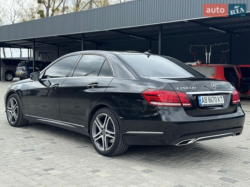 Mercedes-Benz-36