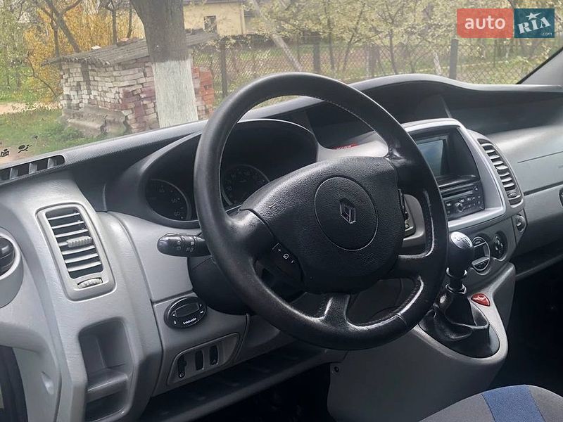 Renault-15
