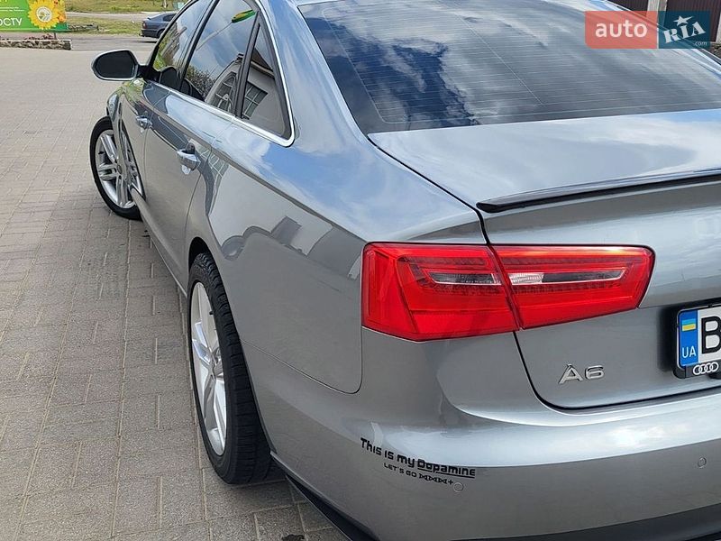 Audi-8
