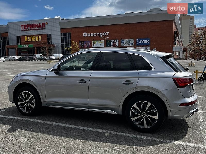 Audi-0