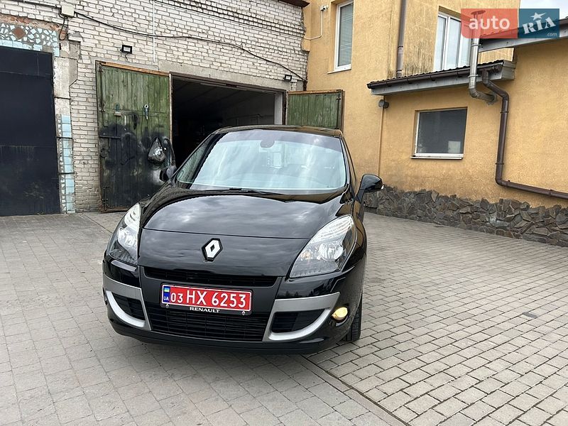 Renault-10