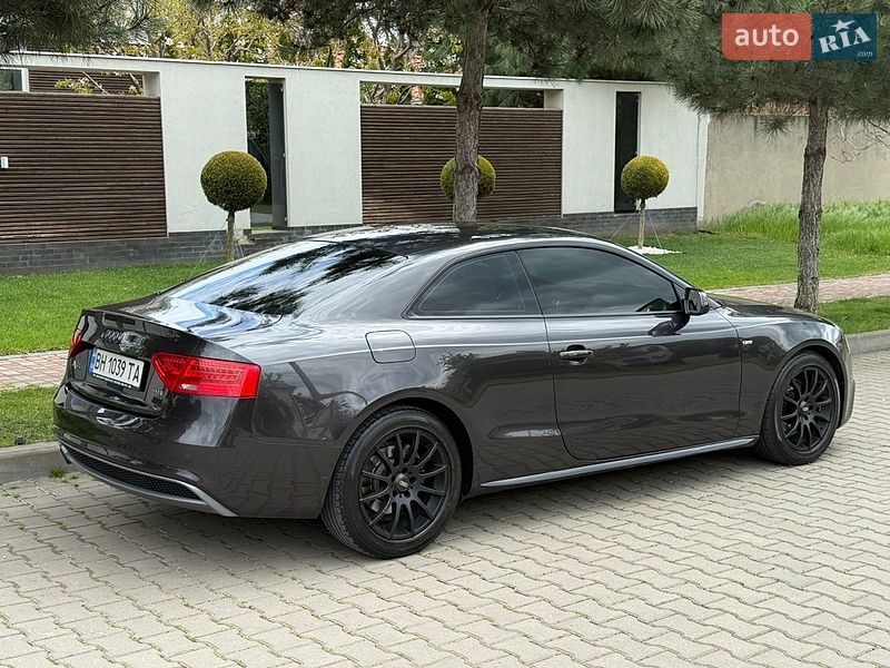 Audi-40