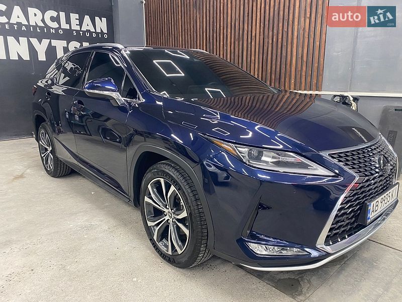 Lexus-10