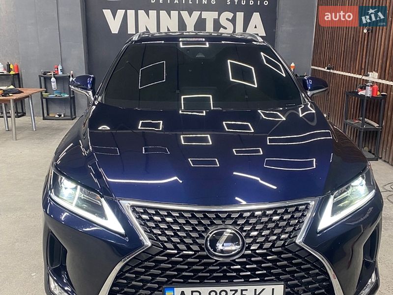 Lexus-18