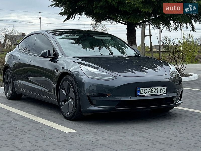 Tesla-16