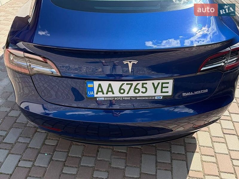 Tesla-3