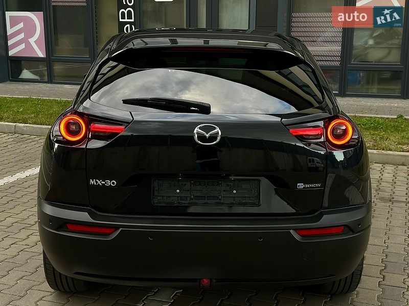 Mazda-31