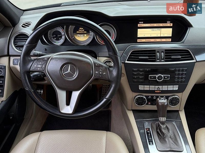 Mercedes-Benz-4