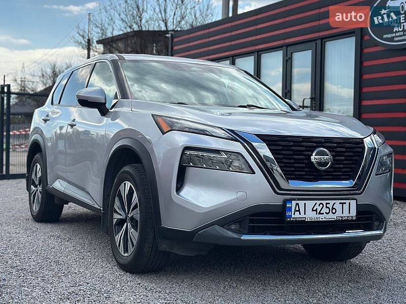 Nissan-8