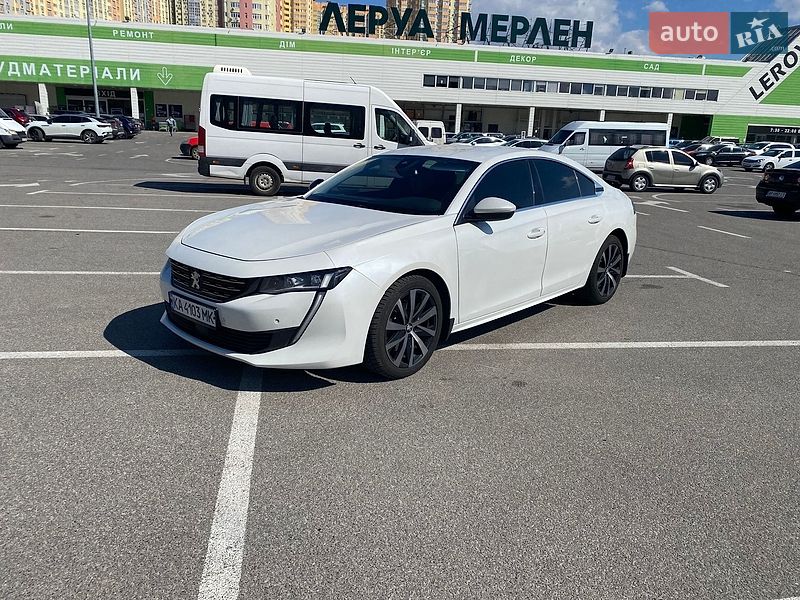 Peugeot-0