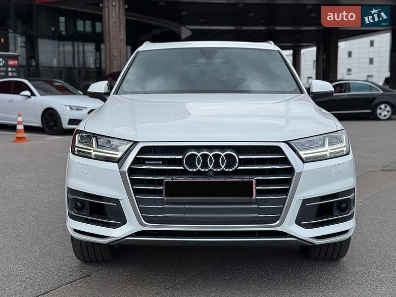 Audi-24