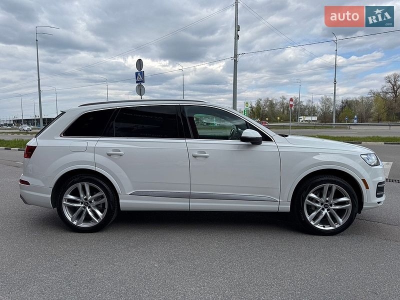 Audi-22