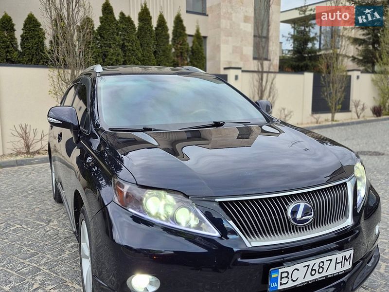 Lexus-2