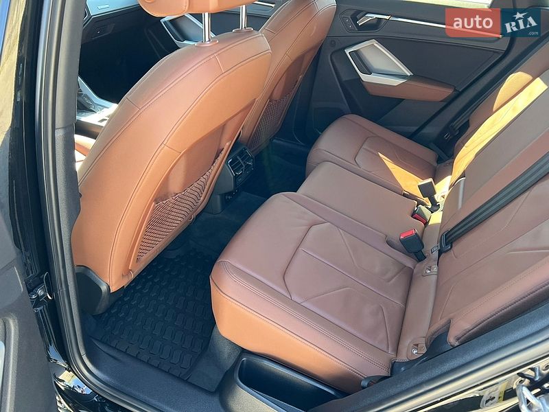Audi-21