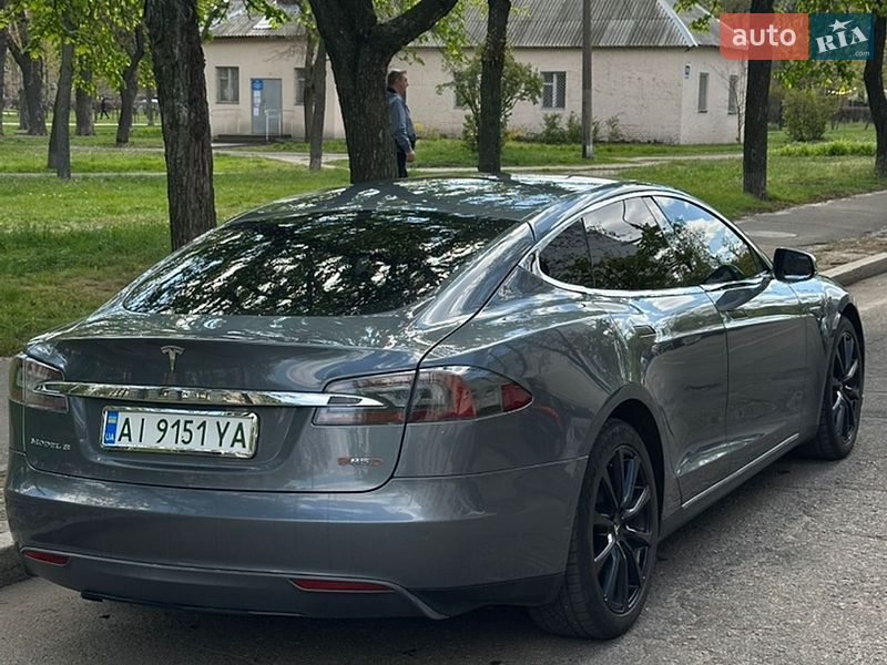 Tesla-4