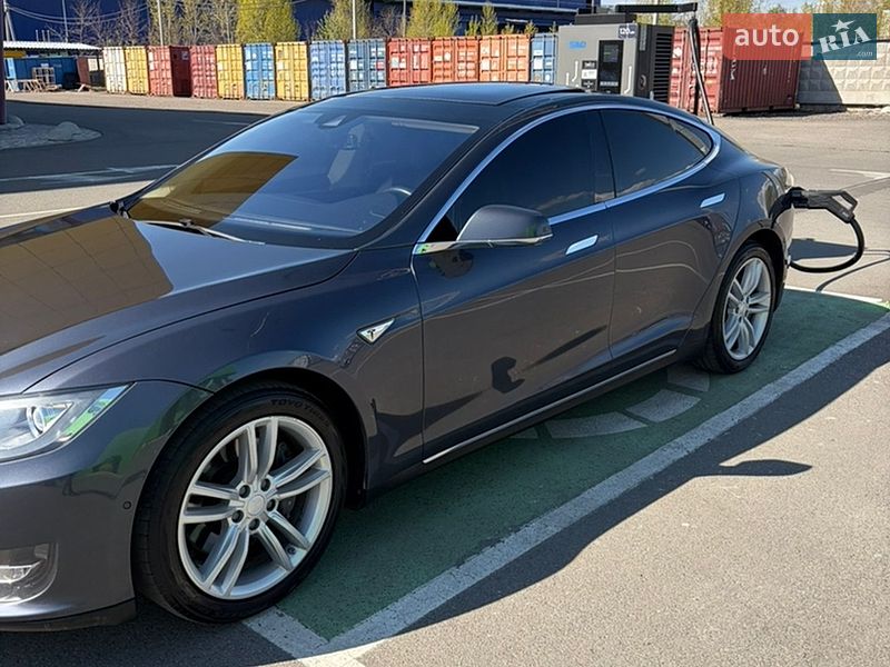 Tesla-5