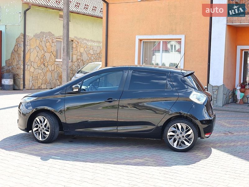 Renault-0
