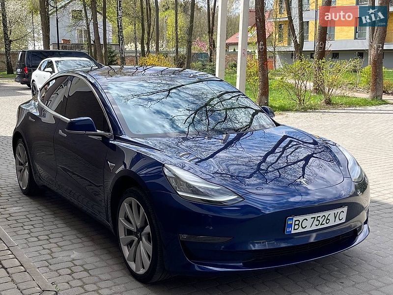 Tesla-21