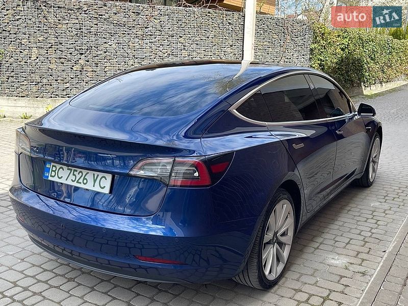 Tesla-23