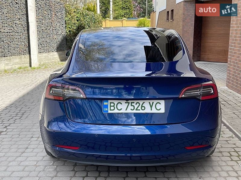 Tesla-30