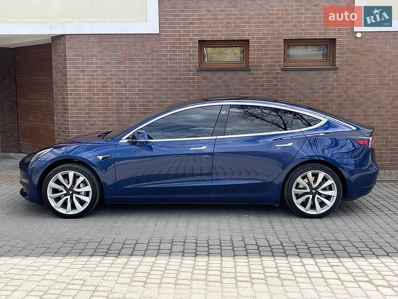 Tesla-25