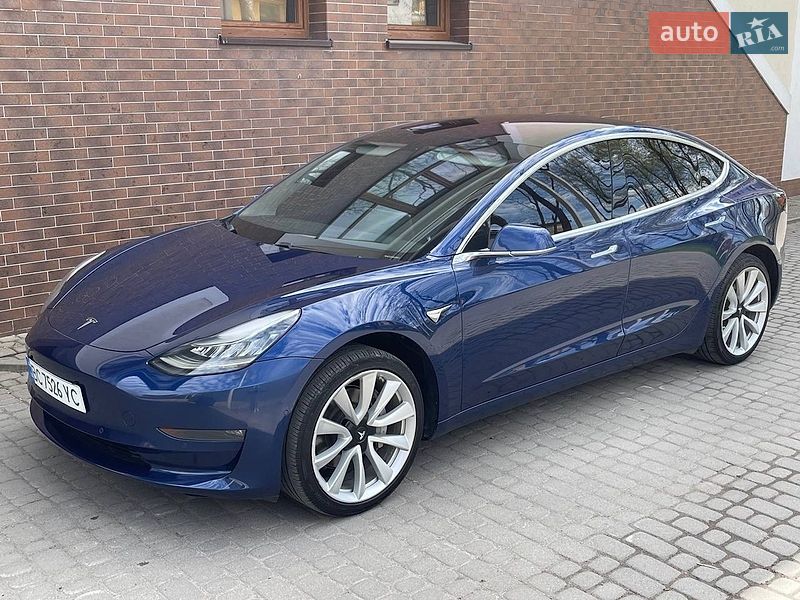Tesla-26