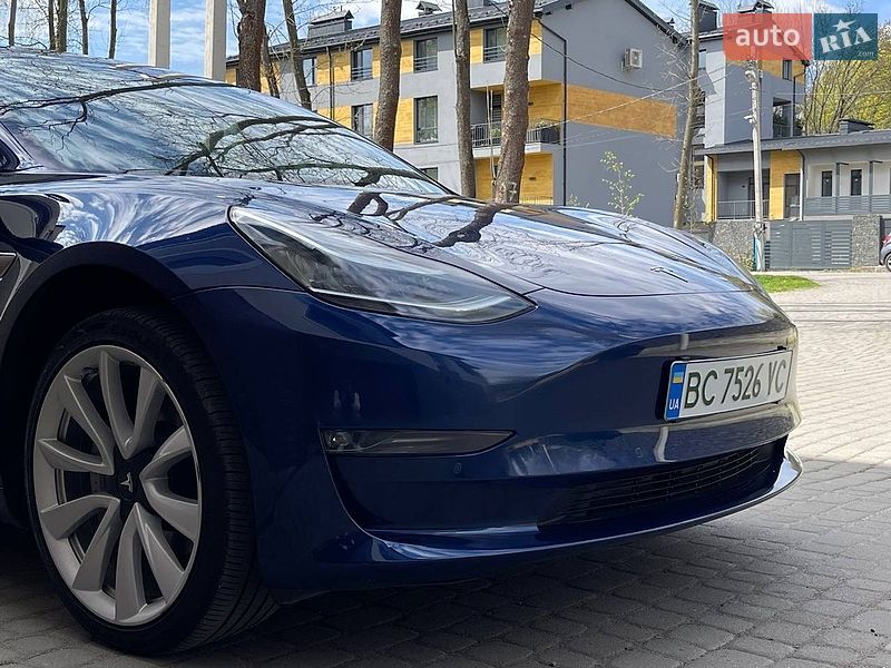 Tesla-27