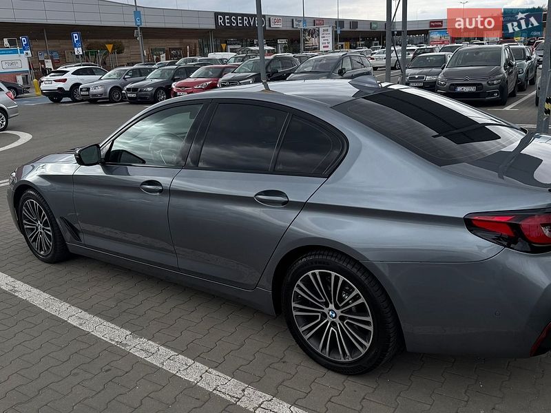 BMW-12