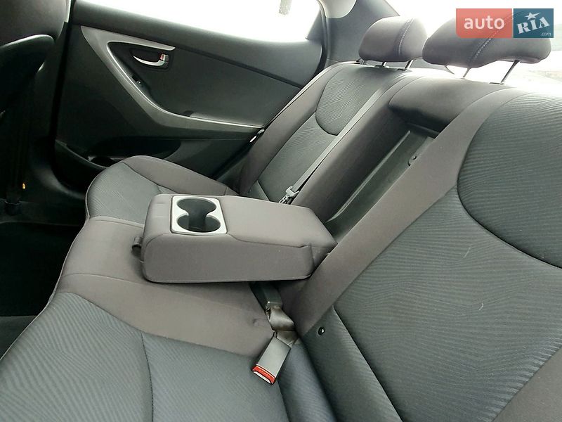 Hyundai-42