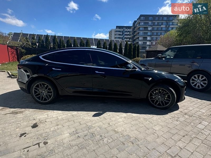Tesla-5