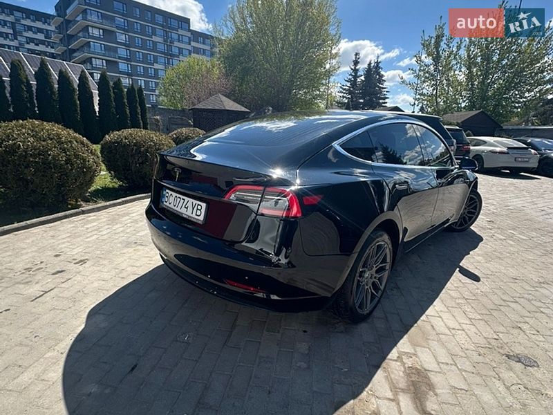 Tesla-3